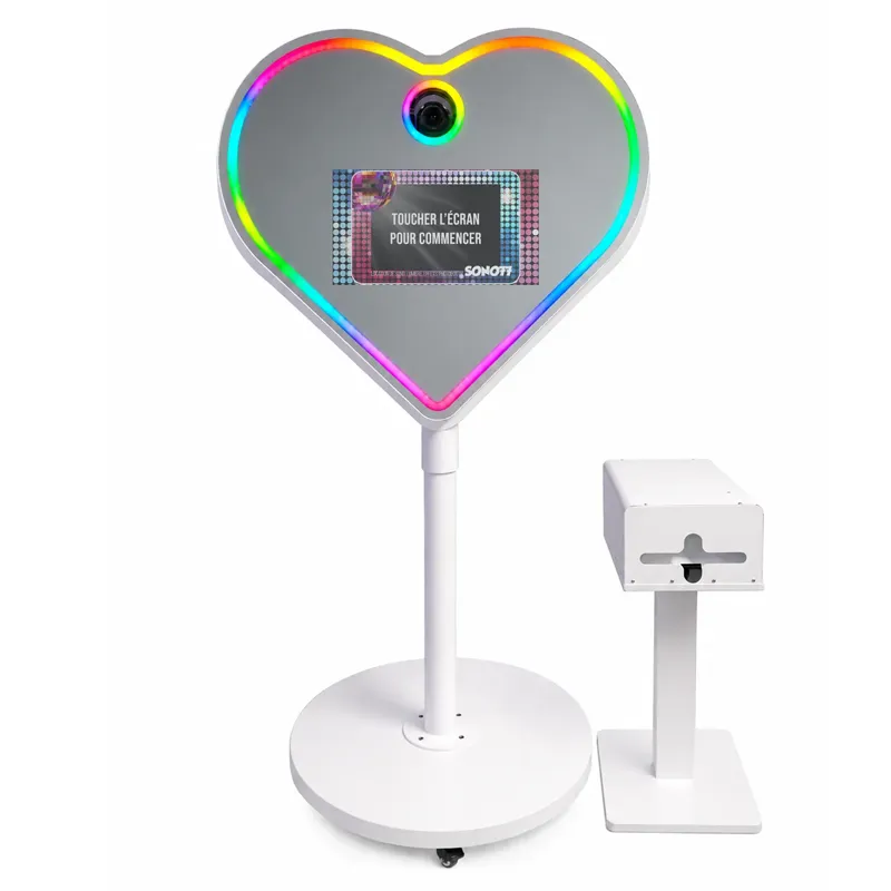 Photobooth cœur SONO77 disponible à la location à Lognes